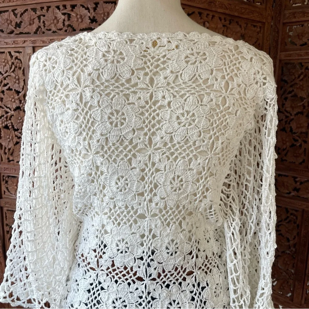 True Vintage White Boho Crochet Bell Angel Sleeve Top - Picture 7 of 10
